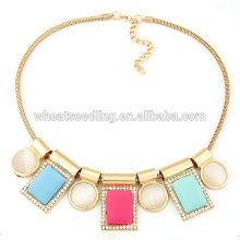 Contrast color geometry square jakotsu gold chain necklace